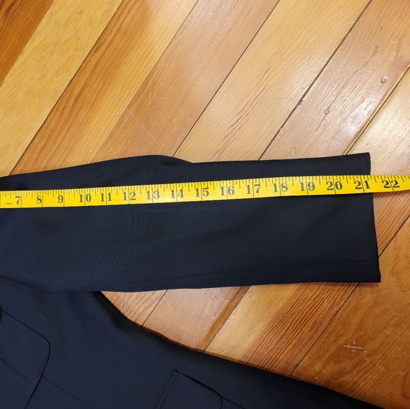 - Burberry Button up Blazer💥SALE💥 - Picture 7 of 12